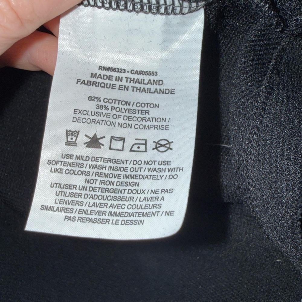 Nike Dri-FIT Cropped Sweatshirt XL NWT Black Raw Hem - Picture 4 of 4